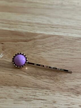 Pink Cabochon Gold-Tone Bobby Pin Hair Accessory